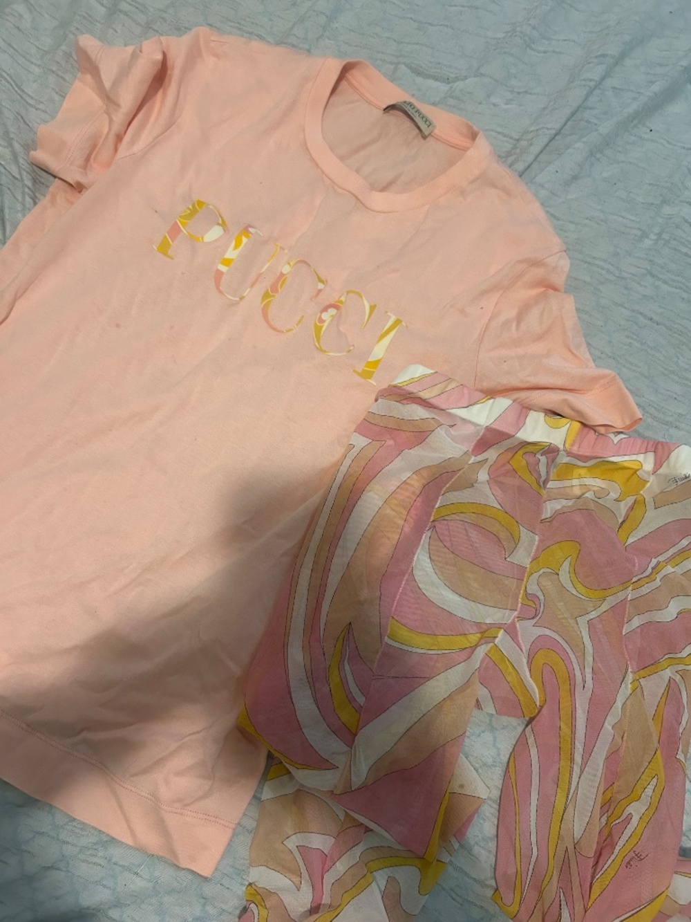 Women Emilio Pucci shirt and leggings - Picture 4 of 4